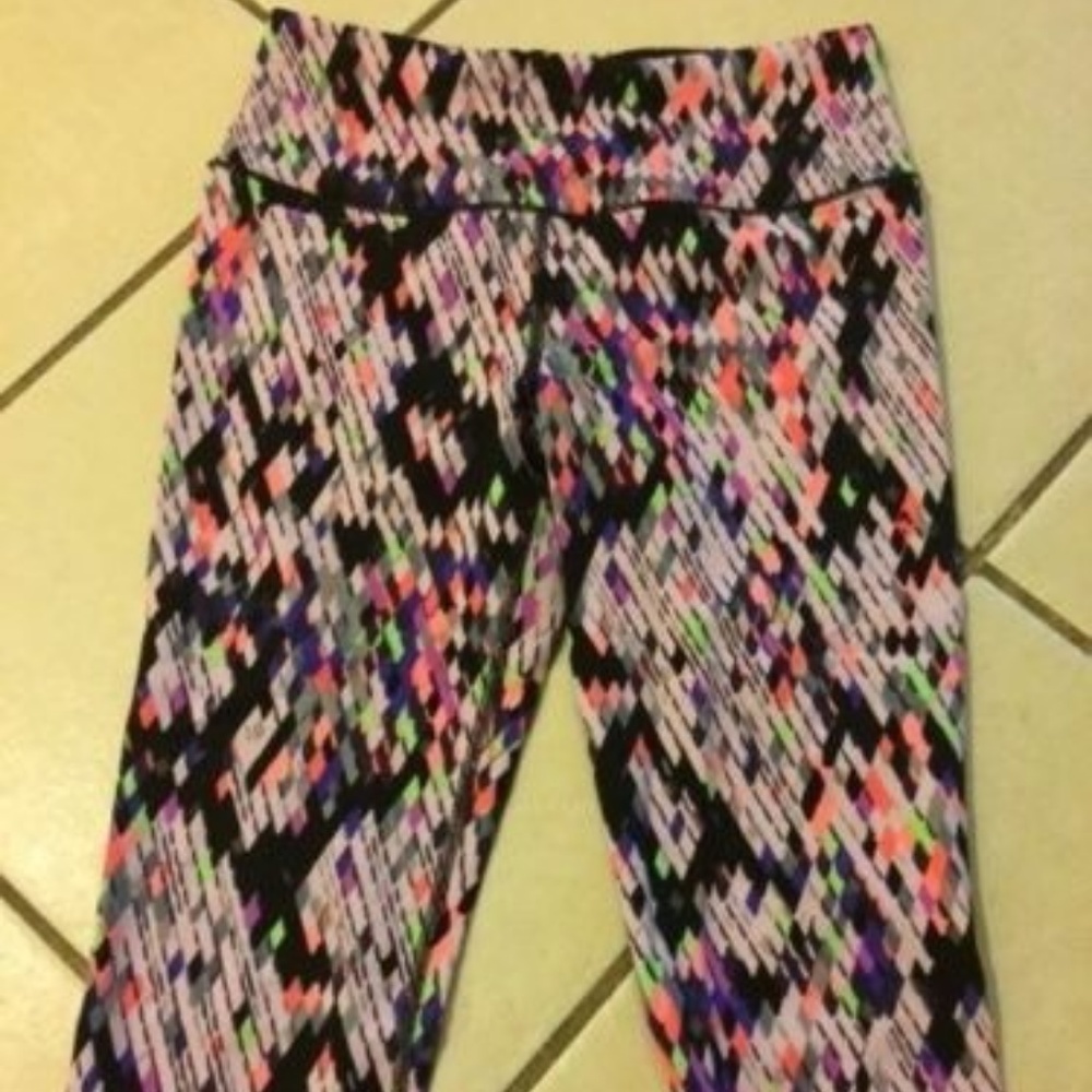VSX Snake KNOCKOUT CROP S Victoria's Secret Sport